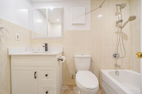 Photo 13 at 1708 - 100 Echo Point, L'Amoreaux, Toronto Photo 13 at 1708 - 100 Echo Point, L'Amoreaux, Toronto