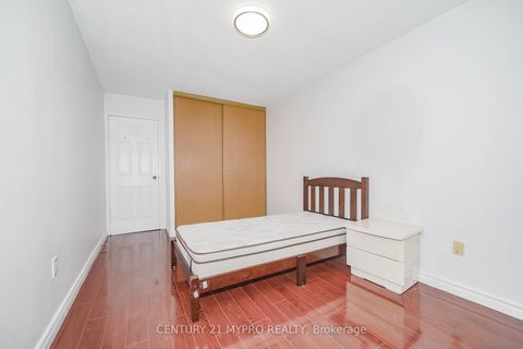 Photo 25 at 1708 - 100 Echo Point, L'Amoreaux, Toronto