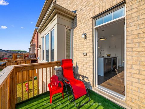 Photo 13 at 38 Balsdon Hollow, Queensville, East Gwillimbury