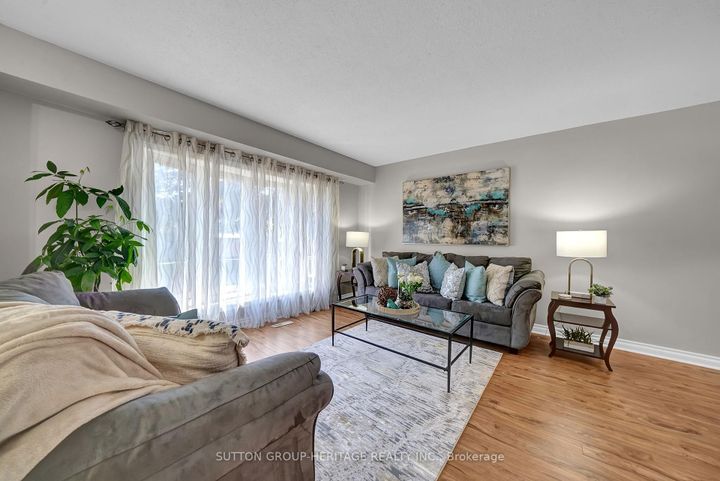 Photo 4 at 248 Northminister Court, Centennial, Oshawa