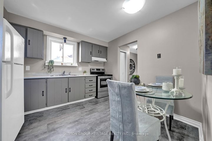Photo 10 at 248 Northminister Court, Centennial, Oshawa
