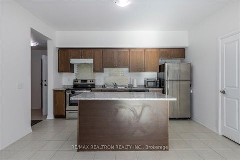 Photo 5 at 102 - 299 Cundles Road E, Alliance, Barrie