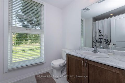 Photo 18 at 102 - 299 Cundles Road E, Alliance, Barrie Photo 18 at 102 - 299 Cundles Road E, Alliance, Barrie