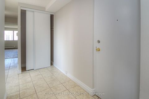 Photo 12 at 1409 - 10 Sunny Glenway, Flemingdon Park, Toronto