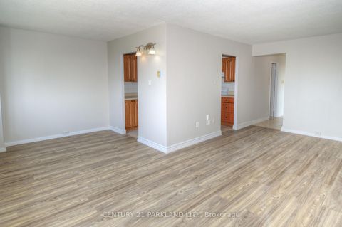 Photo 18 at 1409 - 10 Sunny Glenway, Flemingdon Park, Toronto