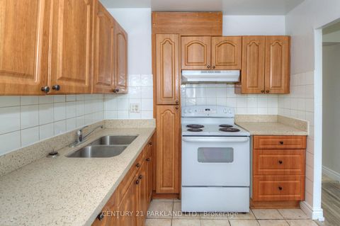 Photo 21 at 1409 - 10 Sunny Glenway, Flemingdon Park, Toronto
