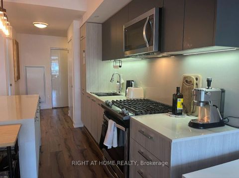 Photo 1 at 508 - 665 Kingston Road, The Beaches, Toronto Photo 1 at 508 - 665 Kingston Road, The Beaches, Toronto