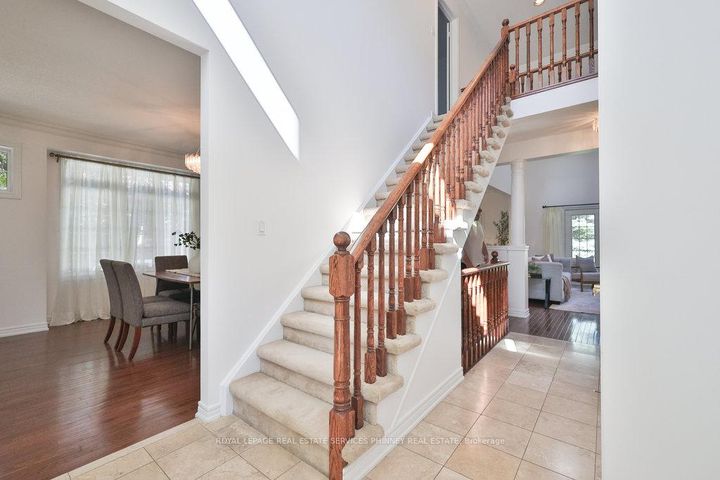 Photo 5 at 27 - 2165 Stavebank Road, Cooksville, Mississauga