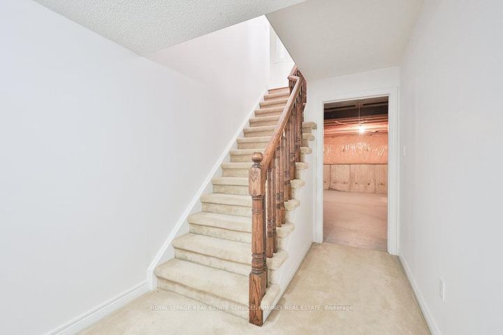 Photo 38 at 27 - 2165 Stavebank Road, Cooksville, Mississauga