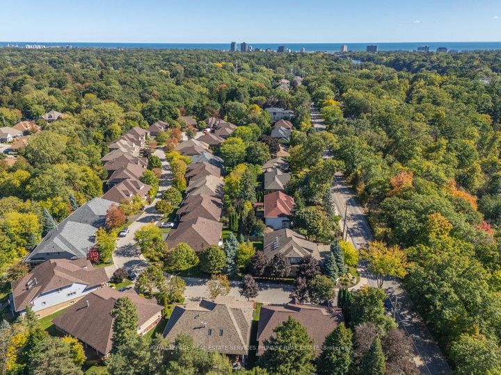 Photo 45 at 27 - 2165 Stavebank Road, Cooksville, Mississauga