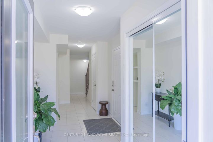 Photo 2 at 3372 Swordbill Street, Rural Pickering, Pickering