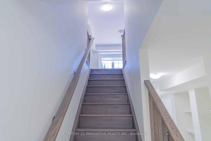 Photo 4 at 3372 Swordbill Street, Rural Pickering, Pickering