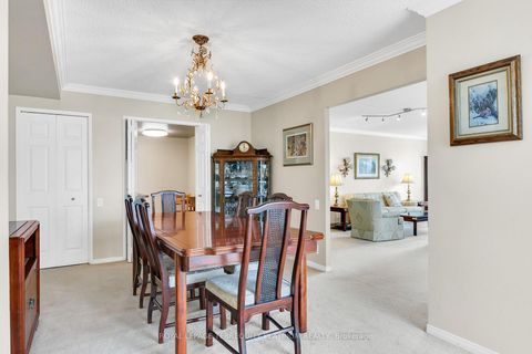Photo 4 at 1202 - 3 Concorde Place, Don Mills, Toronto