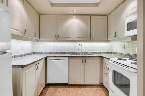 Photo 7 at 1202 - 3 Concorde Place, Don Mills, Toronto