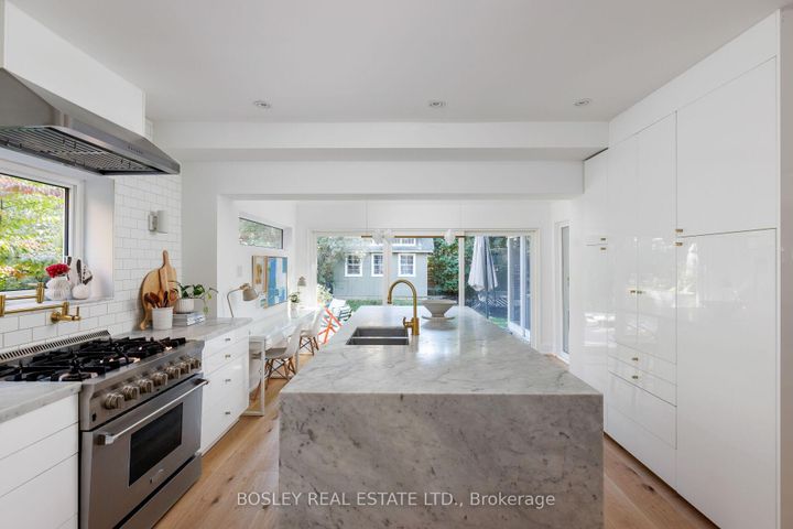 Photo 12 at 511 Riverside Drive, Lambton Baby Point, Toronto