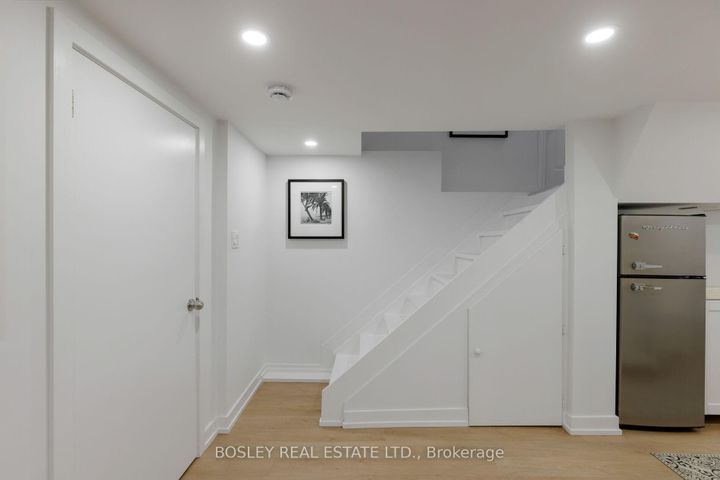 Photo 42 at 511 Riverside Drive, Lambton Baby Point, Toronto