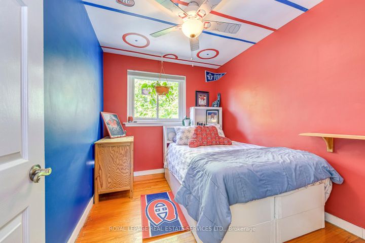 Photo 14 at 2257 Wiseman Court, Clarkson, Mississauga