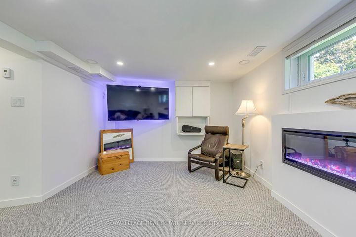 Photo 22 at 2257 Wiseman Court, Clarkson, Mississauga