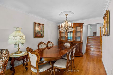 Photo 4 at 48 Navaho Drive, Pleasant View, Toronto Photo 4 at 48 Navaho Drive, Pleasant View, Toronto