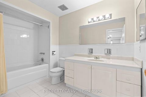 Photo 11 at 48 Navaho Drive, Pleasant View, Toronto
