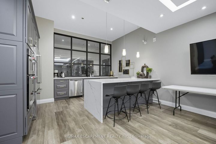 Photo 15 at 426 - 1 Redfern Avenue, Mountview, Hamilton