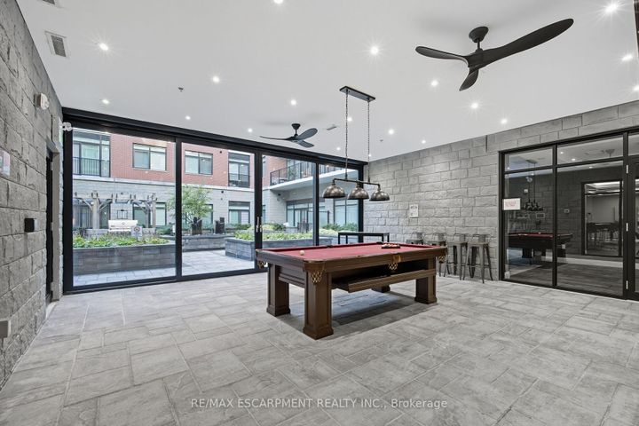 Photo 17 at 426 - 1 Redfern Avenue, Mountview, Hamilton