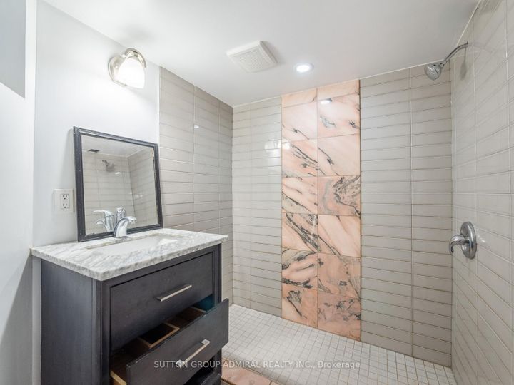 Photo 37 at 759 Eglinton Avenue E, Leaside, Toronto