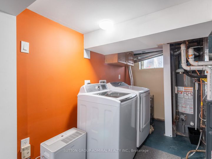 Photo 38 at 759 Eglinton Avenue E, Leaside, Toronto