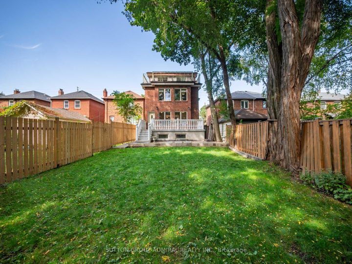 Photo 40 at 759 Eglinton Avenue E, Leaside, Toronto