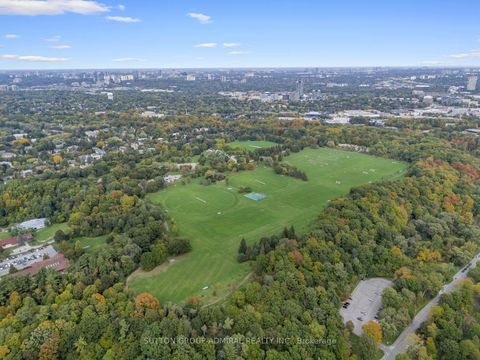 Photo 49 at 759 Eglinton Avenue E, Leaside, Toronto