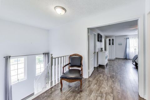 Photo 12 at 65 Red River Crescent, Woodland Hill, Newmarket