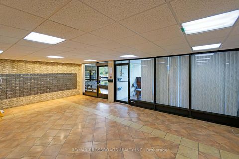 Photo 3 at 210 - 25 Sunrise Avenue, Victoria Village, Toronto