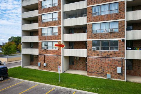 Photo 15 at 210 - 25 Sunrise Avenue, Victoria Village, Toronto
