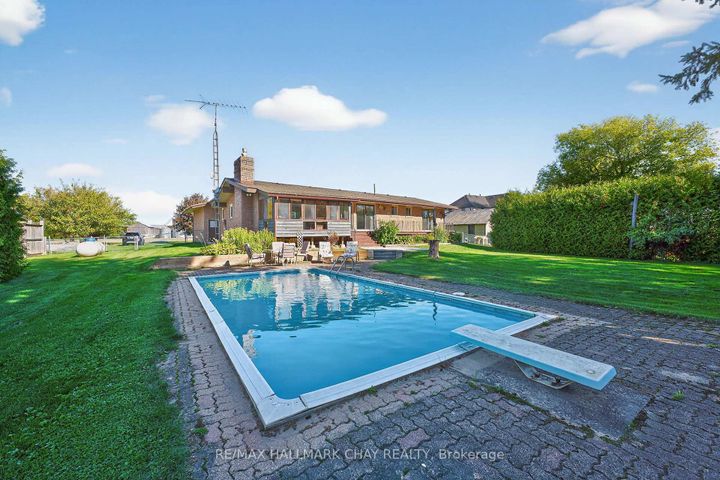 Photo 1 at 3735 9th Line, Rural Bradford West Gwillimbury, Bradford West Gwillimbury