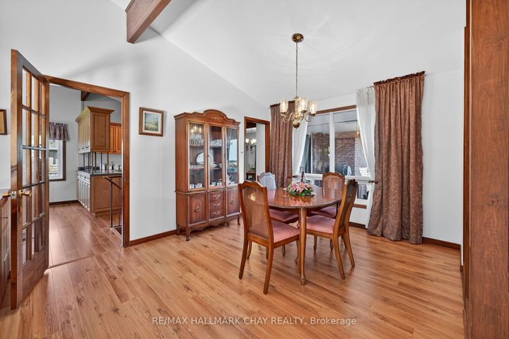 Photo 5 at 3735 9th Line, Rural Bradford West Gwillimbury, Bradford West Gwillimbury