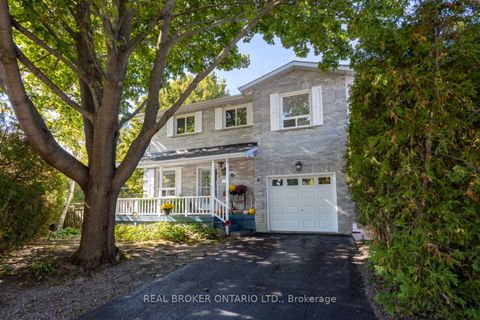 Photo 1 at 6 Andrew Court, Newcastle, Clarington