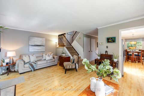 Photo 11 at 6 Andrew Court, Newcastle, Clarington