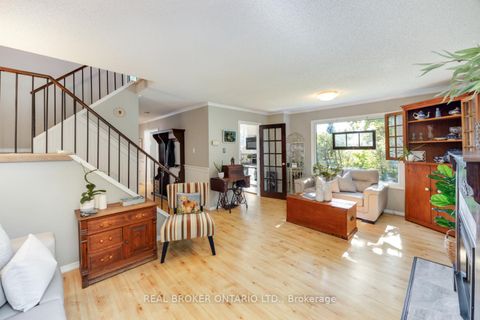 Photo 12 at 6 Andrew Court, Newcastle, Clarington