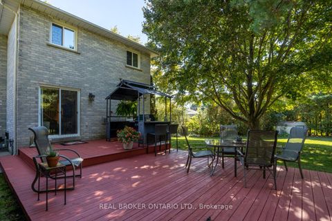 Photo 19 at 6 Andrew Court, Newcastle, Clarington