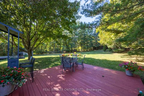 Photo 23 at 6 Andrew Court, Newcastle, Clarington