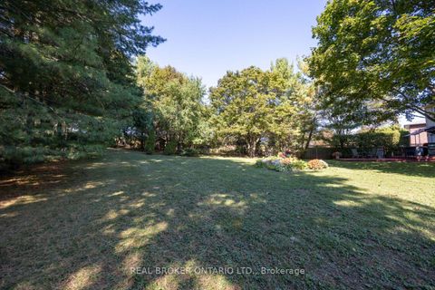 Photo 30 at 6 Andrew Court, Newcastle, Clarington