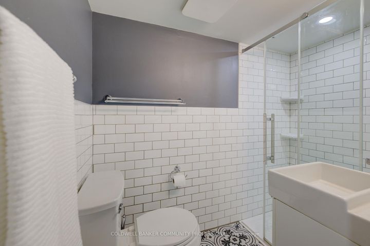 Photo 30 at 29 Linwood Avenue, Kirkendall, Hamilton