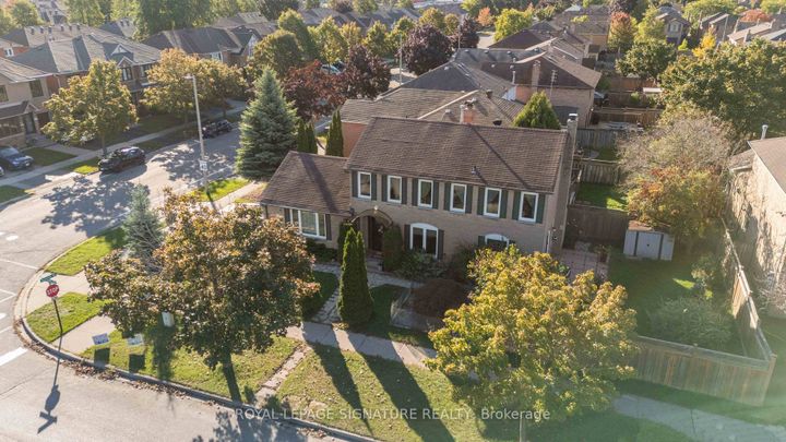 Photo 1 at 1556 Amberlea Road, Amberlea, Pickering