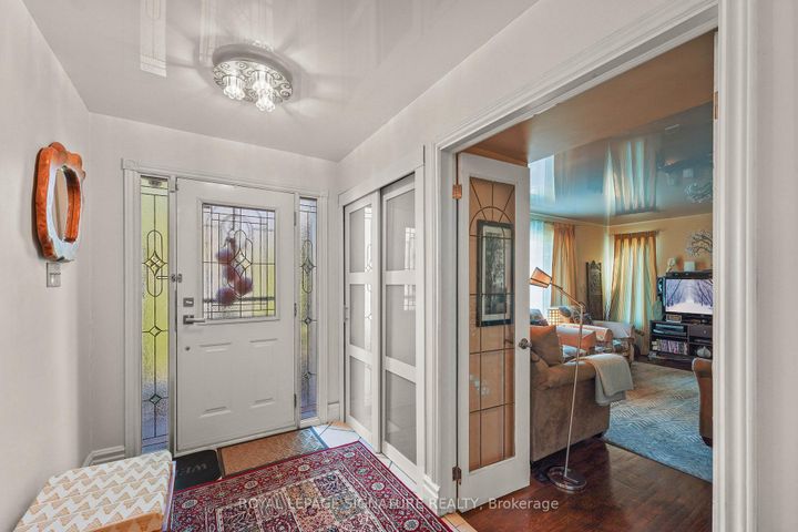 Photo 5 at 1556 Amberlea Road, Amberlea, Pickering