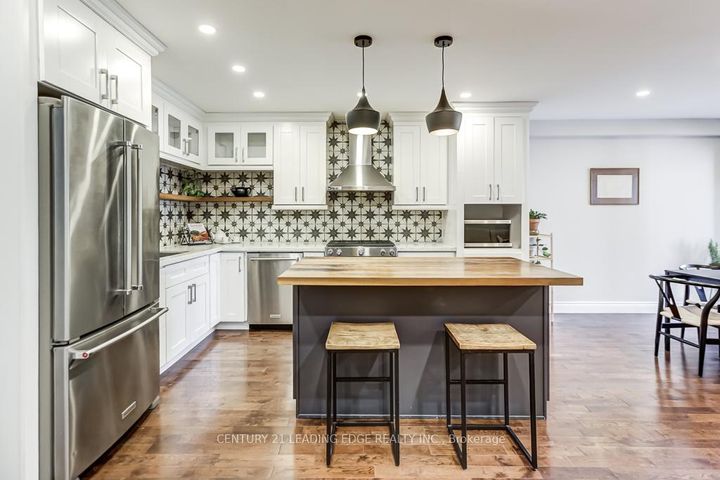 Photo 8 at 89 REGINALD Crescent, Markham Village, Markham