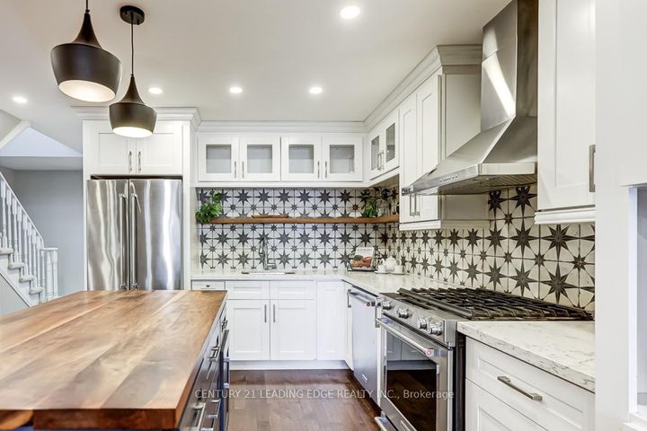 Photo 10 at 89 REGINALD Crescent, Markham Village, Markham