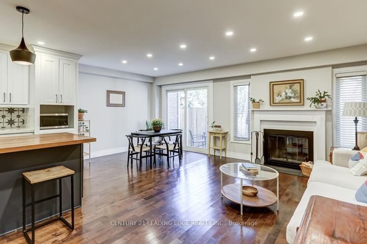 Photo 14 at 89 REGINALD Crescent, Markham Village, Markham