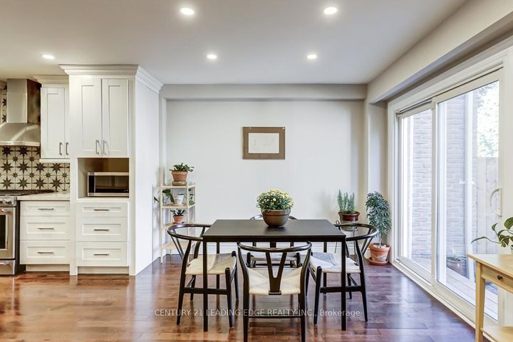 Photo 16 at 89 REGINALD Crescent, Markham Village, Markham