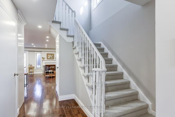 Photo 20 at 89 REGINALD Crescent, Markham Village, Markham