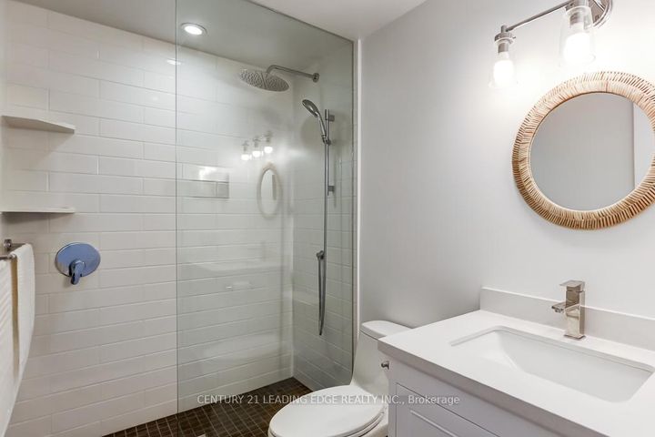 Photo 23 at 89 REGINALD Crescent, Markham Village, Markham